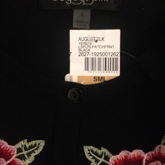 AUGUST SILK cardigan with flowers application. - Picture 5 of 5